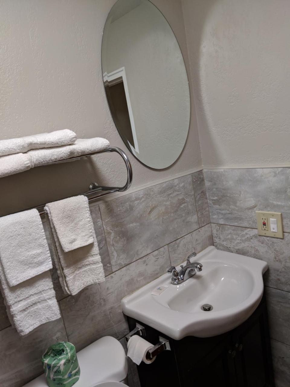 Americas Best Value Inn برادفورد المظهر الخارجي الصورة